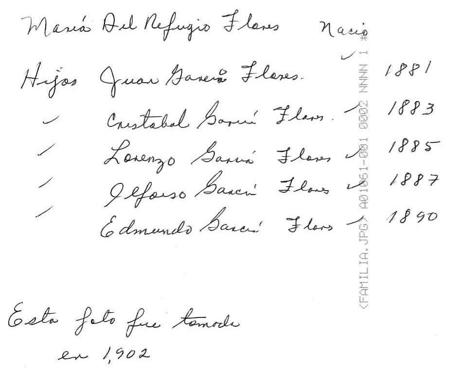 1902_d2008_FamiliaGarciaFlores-2.jpg