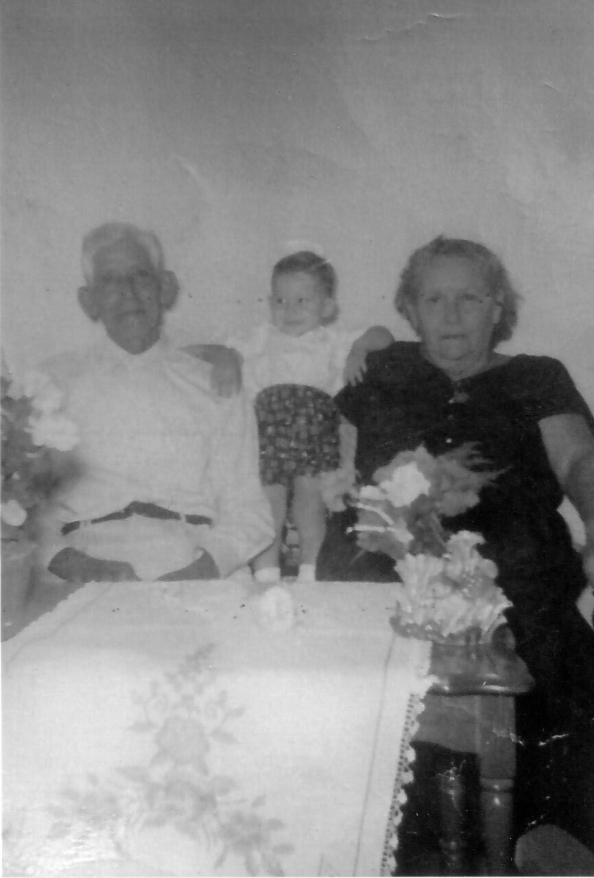 1955_d2008_BaroYSusAbuelosCasas.jpg