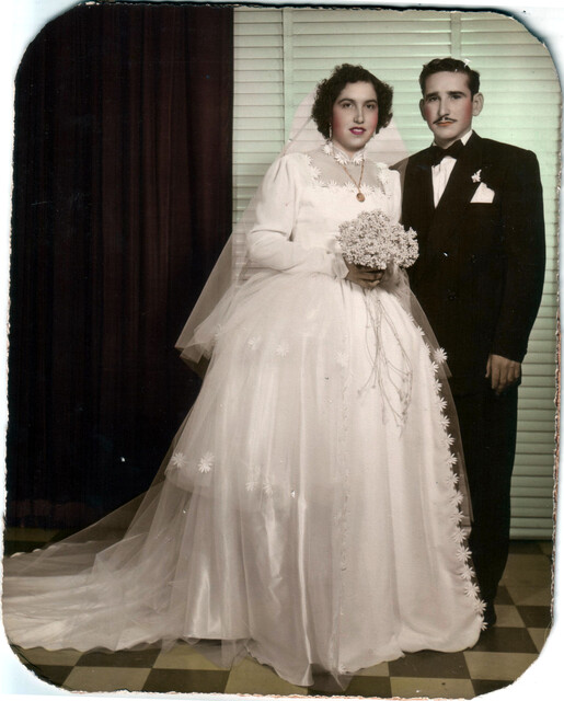 1954-12-24_boda-abuelitos_rot_crop_wb.casa-cony.jpg