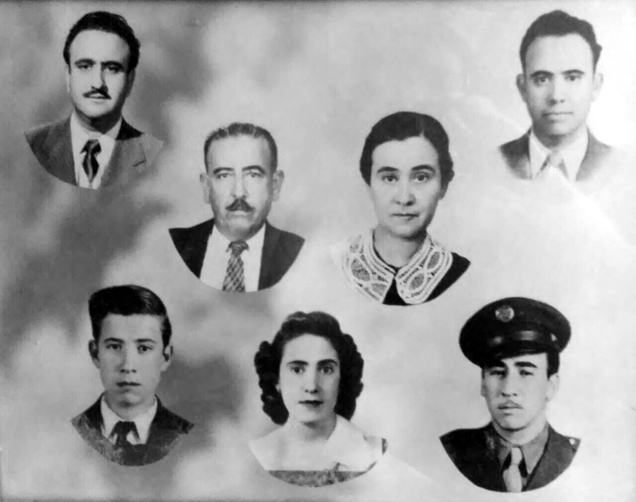 1950s_FamOchoaFuentes.almaWhatsApp.jpg